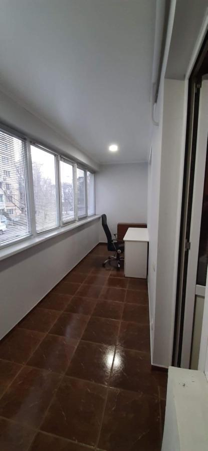 Large 2-Bedroom Apartament In The Center Kişinev Dış mekan fotoğraf